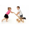 Jeu de construction à assembler - Garçon et fille en train de jouer avec une poussette en bois