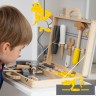 Boîte à outils en bois tendance scandinave pour enfant couleurs gris-jaune